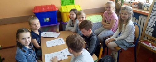 Konkurs sprawdzający umiejętność czytania w języku angielskim dla klas III w Szkole Podstawowej im Jana Pawła II w Brusach