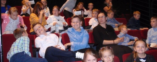Uczniowie klas II i III w teatrze muzycznym w Gdyni