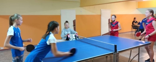 Gminne Igrzyska Dzieci  w tenisie stołowym dziewcząt i chłopców